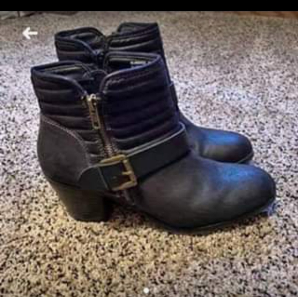 Relativity  booties